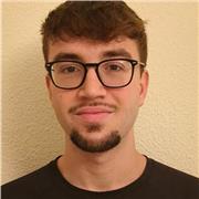 Jugador de futbol sala des de los 5 años y entrenador de niños des de hace 1 año. Cursando ciencias de la actividad física y el deporte